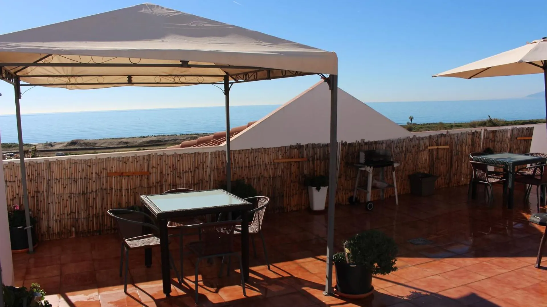 Apartment Mit Whirlpool Und Gemeinschaftsterrasse Torrox Spain