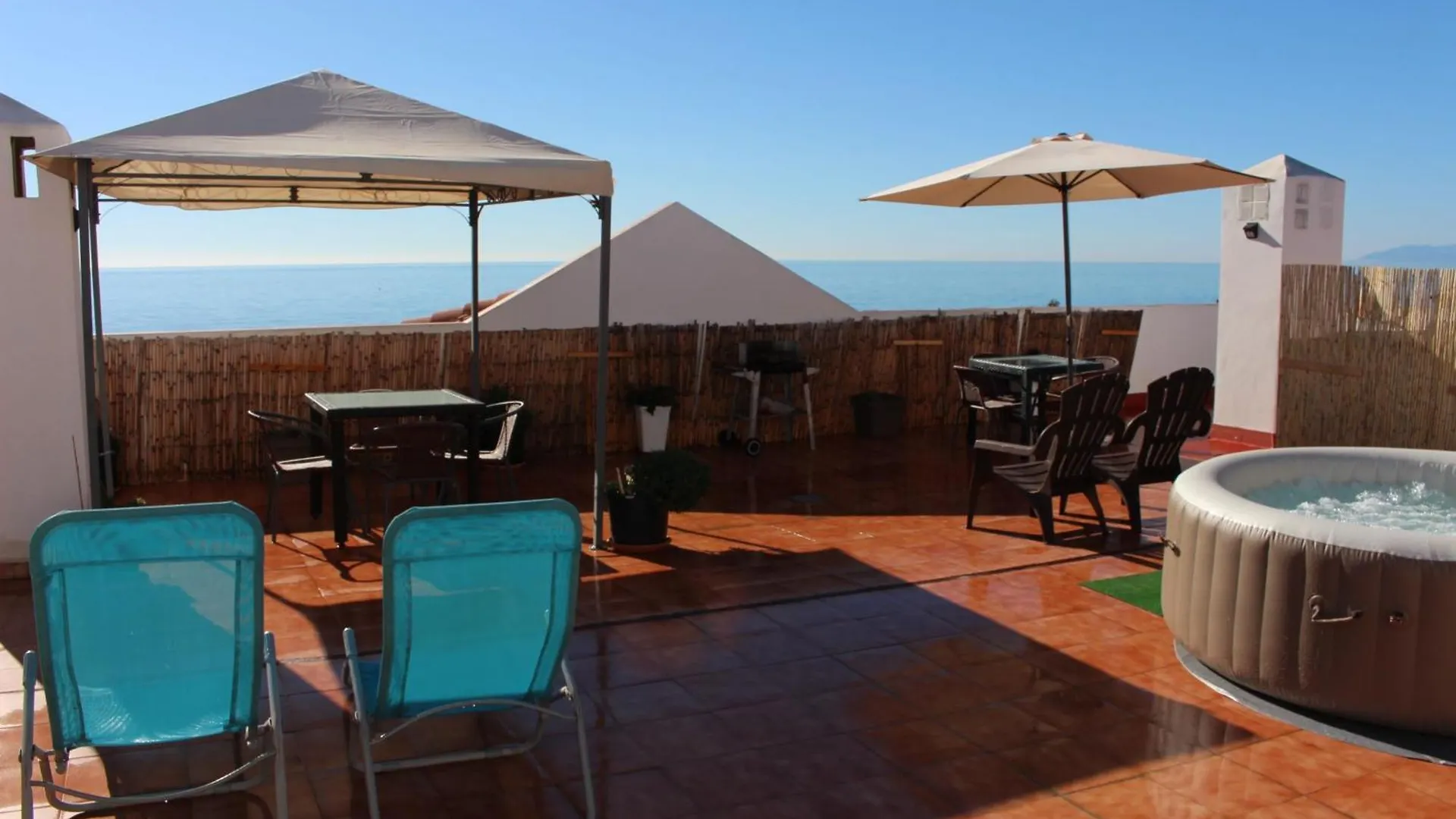 Apartment Mit Whirlpool Und Gemeinschaftsterrasse Torrox 0*,  Španělsko
